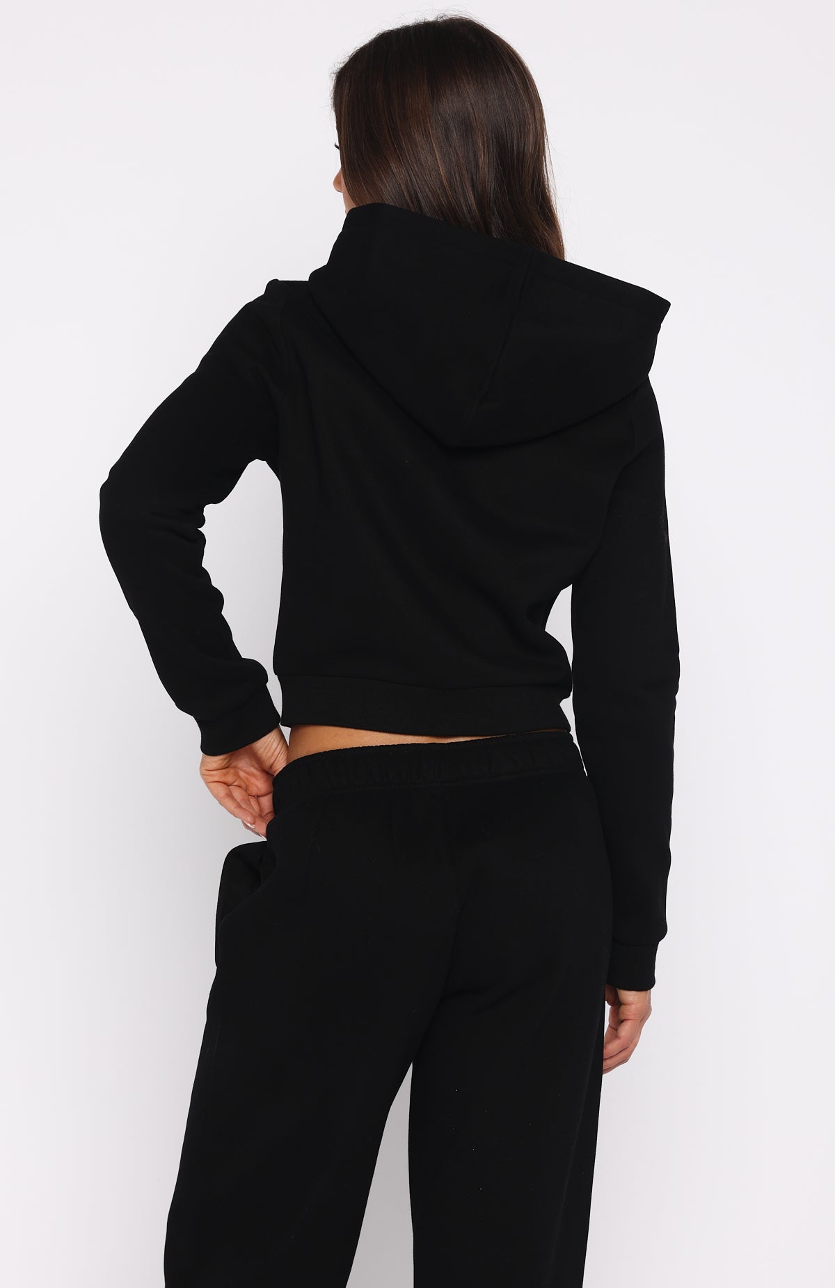 Comfy And Cute Slim Zip Front Hoodie - Black
